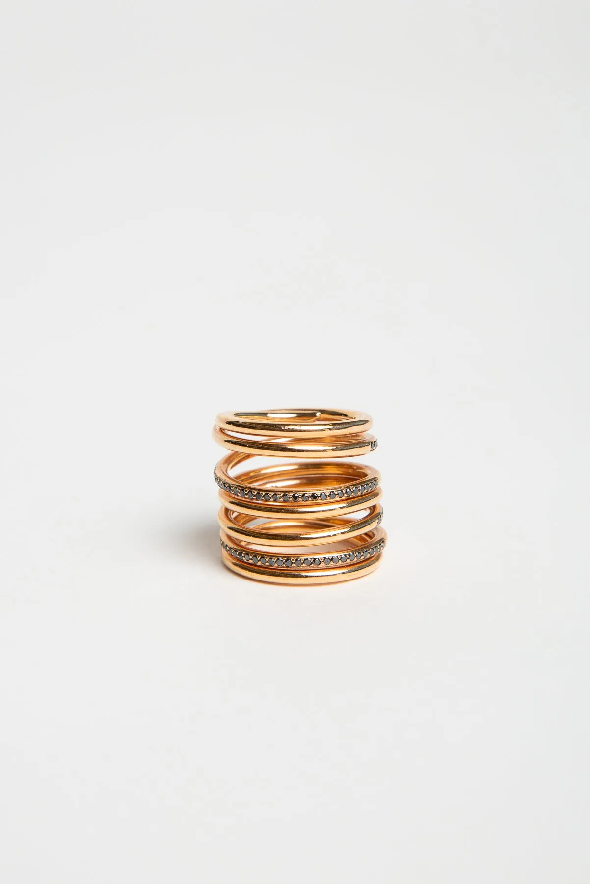 JOANNE FISKE | BLACK DIAMOND SPIRAL RING